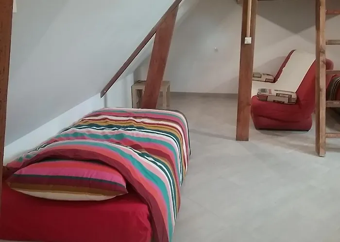 Holiday home B2 Bazenville